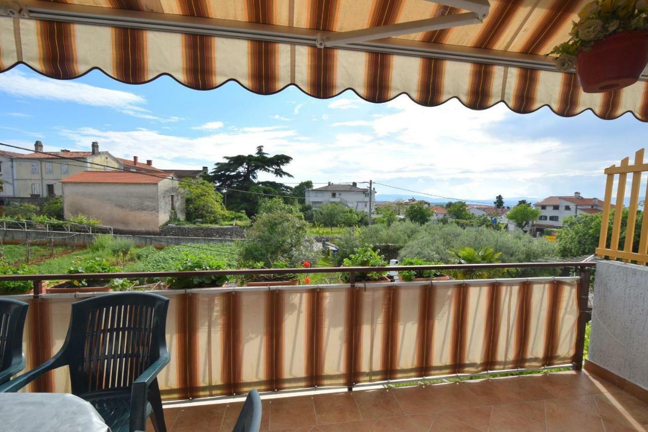 Apartment Biserka Malinska Buitenkant foto